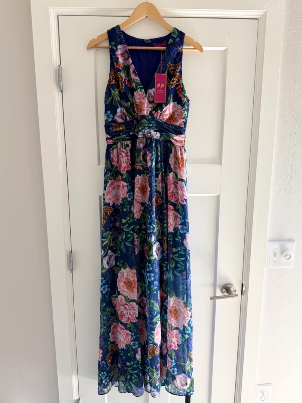 Vibrant Floral Print V Neck Occassion Maxi Dress - Picture 10 of 12